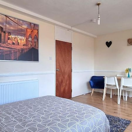 Apartamento Large Duplex In Bermondsey Londres Exterior foto