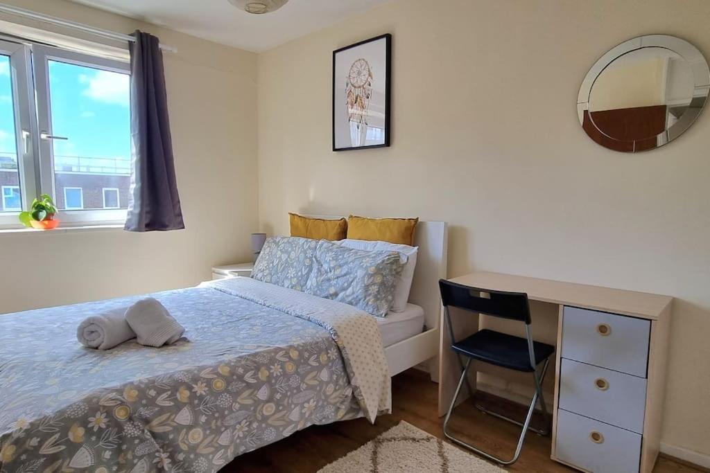 Apartamento Large Duplex In Bermondsey Londres Exterior foto